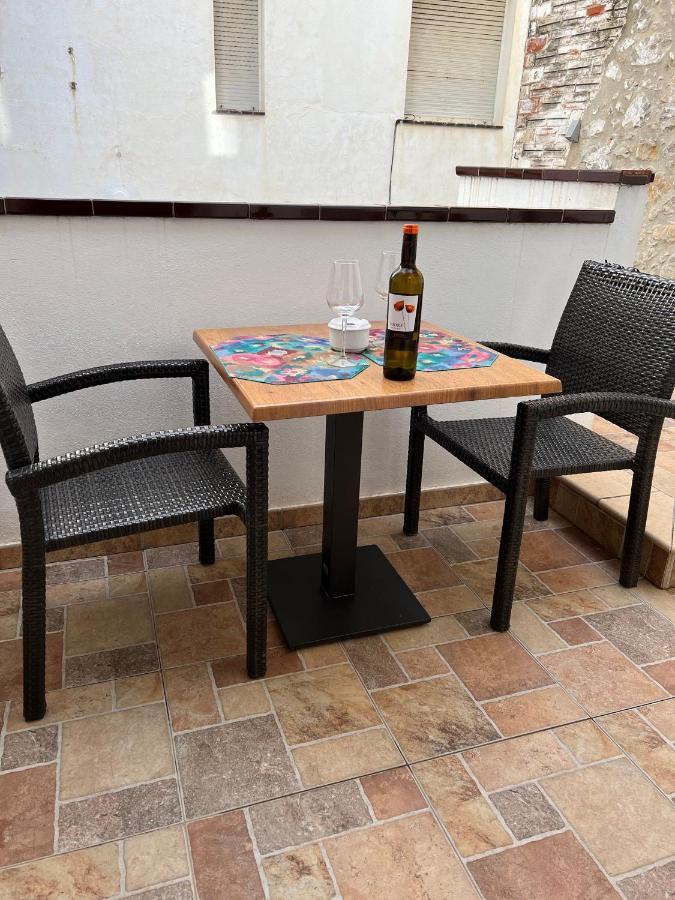 Apartamento Del Sol, Centro Del Pueblo, Aire Acondicionado L' Escala Exterior foto